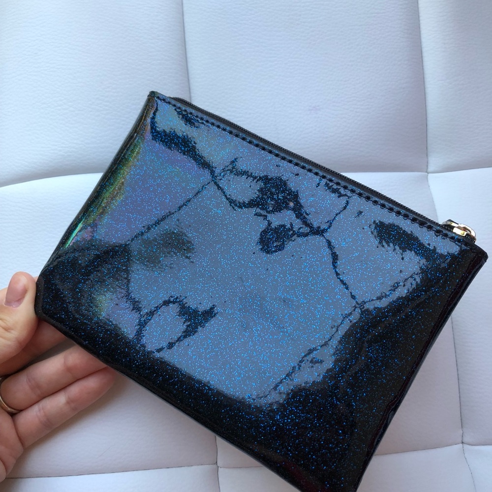 Kate Spade mini pouch - Picture 3 of 8